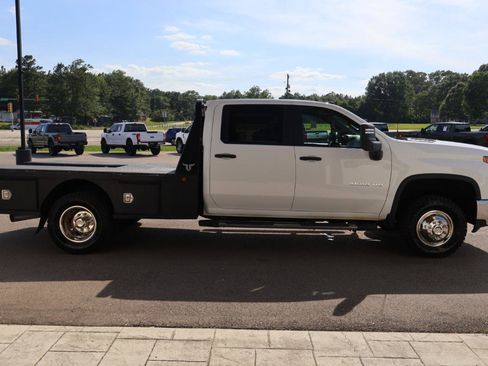 Used 2020 Chevrolet Silverado 3500 W/T w/ WT Convenience Package AWD/4WD image 4