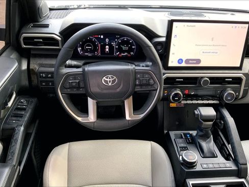 Used 2025 Toyota Tacoma Limited image 5