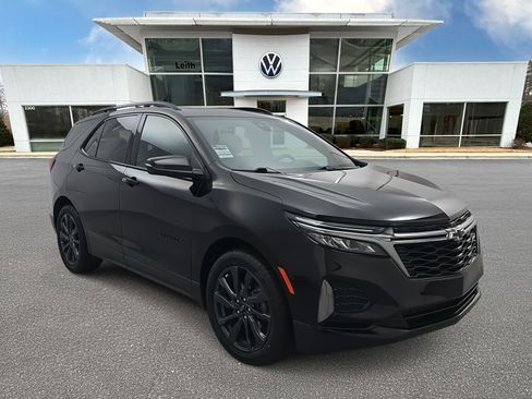 Used 2022 Chevrolet Equinox RS w/ RS Leather Package image 1