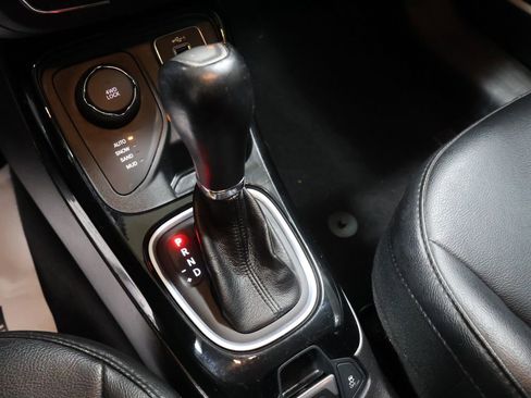 Used 2019 Jeep Compass Altitude image 31