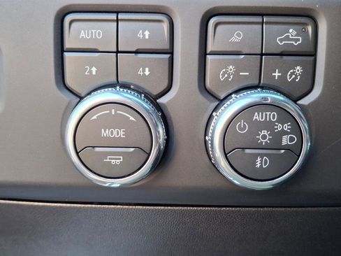 New 2026 GMC Sierra 3500 Denali Ultimate AWD/4WD image 12