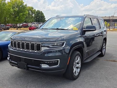Used 2022 Jeep Wagoneer Series I w/ Premium Group I AWD/4WD image 1