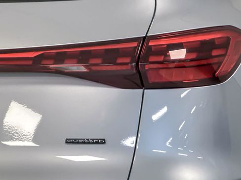 Certified 2025 Audi Q5 Premium Plus w/ Premium Plus image 27