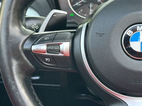 Used 2016 BMW M235i Convertible image 34