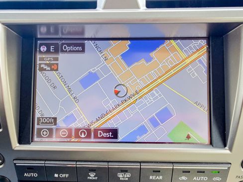 Used 2019 Lexus GX 460 Premium w/ Premium Package image 37