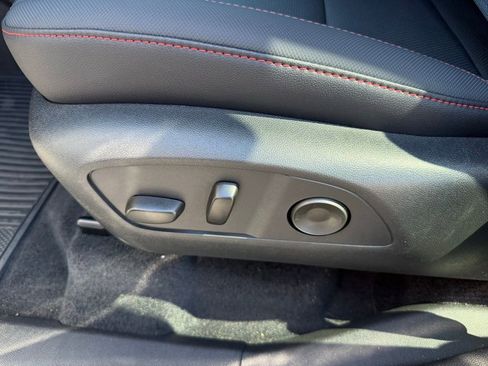 New 2026 Chevrolet Traverse Z71 w/ Enhanced Driving Package image 11