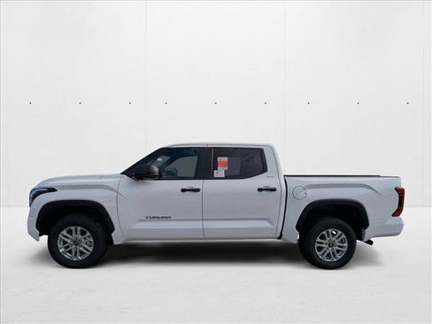 New 2025 Toyota Tundra SR5 image 5