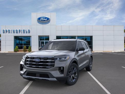 New 2026 Ford Explorer Active image 2