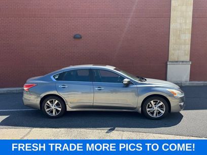 Used 2015 Nissan Altima 2.5 SL w/ Technology Package