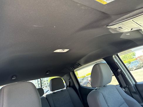 Used 2019 Toyota Tacoma TRD Sport AWD/4WD image 12