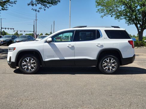Used 2021 GMC Acadia SLT AWD/4WD image 2