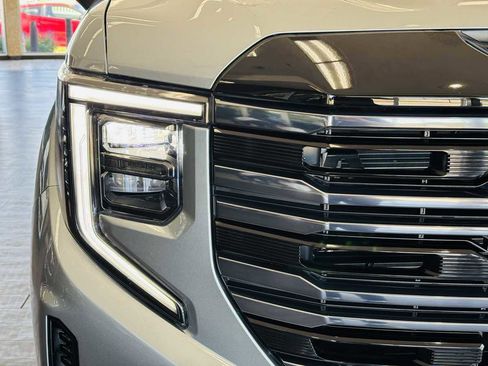 Used 2026 GMC Sierra 1500 AT4 w/ Technology Package AWD/4WD image 20