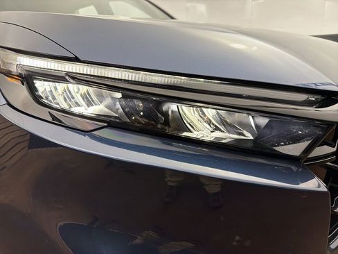 Used 2025 Honda CR-V Sport Touring image 33