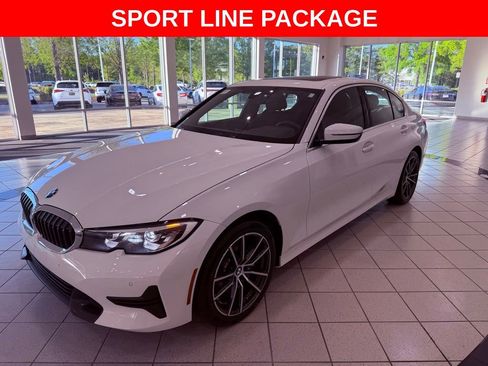 Used 2020 BMW 330i xDrive Sedan image 3