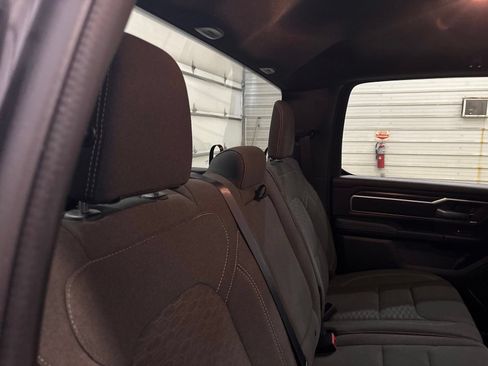 Used 2025 RAM 1500 Big Horn AWD/4WD image 32
