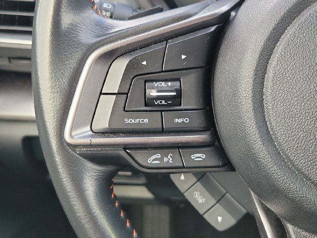 Used 2020 Subaru Crosstrek 2.0i Limited w/ Moonroof Package w/Navigation AWD/4WD image 18