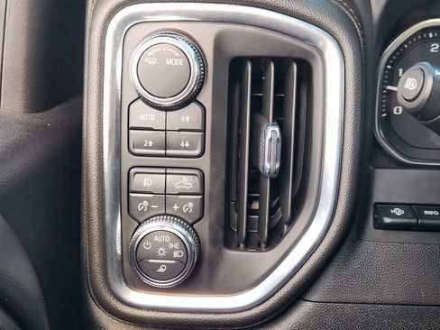 Used 2023 GMC Sierra 2500 AT4 w/ AT4 Premium Plus Package AWD/4WD image 23
