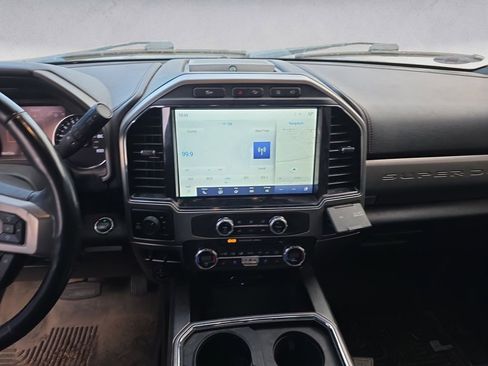Used 2022 Ford F250 Platinum w/ FX4 Off-Road Package image 11
