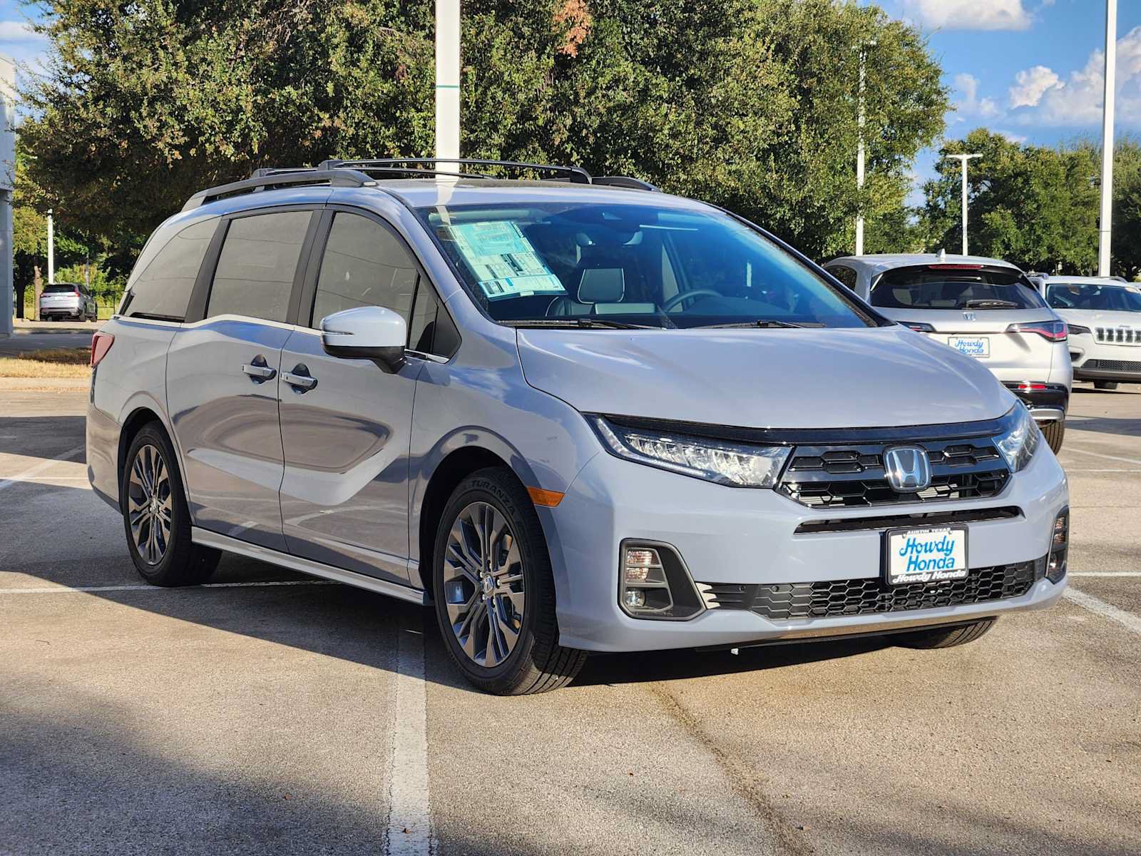 New 2027 Honda Odyssey Touring image 3