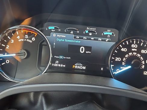 Used 2018 Ford F150 Platinum w/ Equipment Group 701A Luxury AWD/4WD image 9