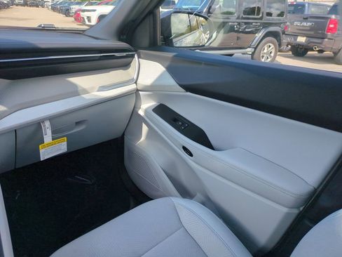 New 2026 Jeep Cherokee Laredo AWD/4WD image 17