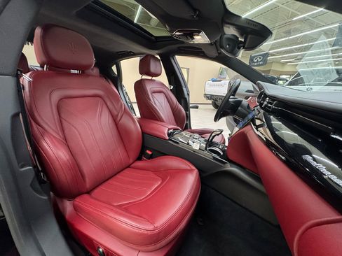 Used 2020 Maserati Quattroporte S image 44