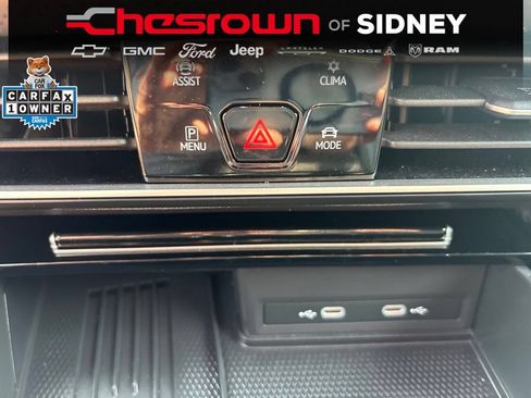 Used 2025 Volkswagen Atlas Cross Sport SE AWD/4WD image 23