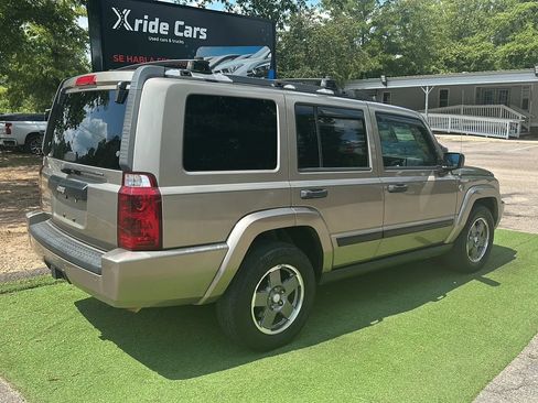Used 2006 Jeep Commander 4WD image 7