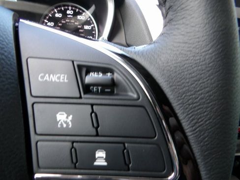 New 2024 Mitsubishi Eclipse Cross SE image 31