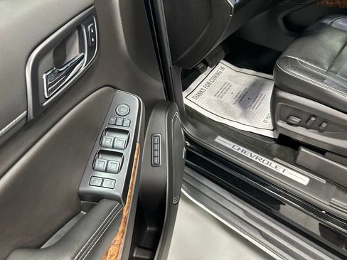 Used 2019 Chevrolet Tahoe Premier AWD/4WD image 9