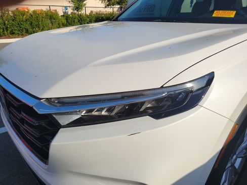Used 2024 Honda CR-V EX image 6