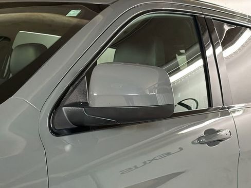 Used 2021 Jeep Grand Cherokee Laredo X image 5