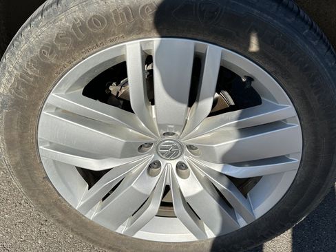 Used 2019 Volkswagen Atlas SEL image 13