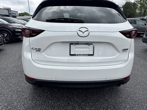 Used 2017 MAZDA CX-5 Touring w/ Preferred Equipment Package AWD/4WD image 4