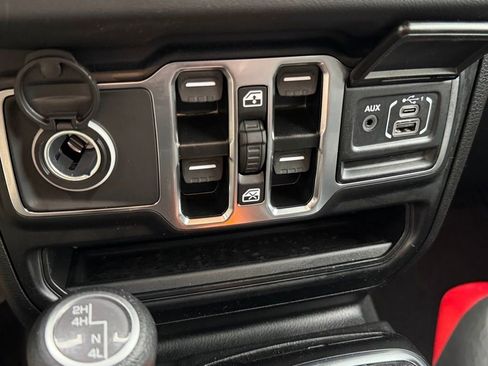 Certified 2024 Jeep Wrangler Sahara image 26