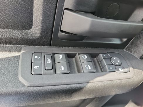 Used 2025 RAM 2500 Tradesman w/ Safety Group AWD/4WD image 24