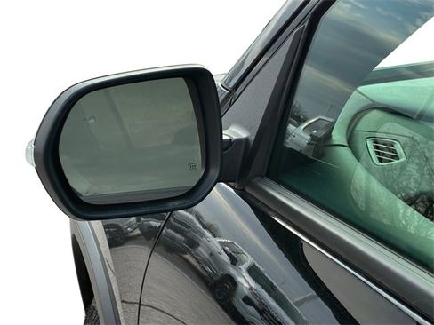 New 2026 Chevrolet Traverse Z71 w/ Enhanced Driving Package image 10