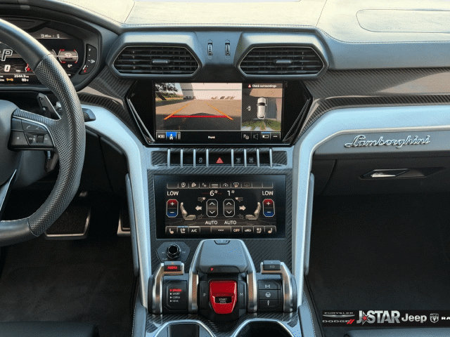 Used 2022 Lamborghini Urus AWD/4WD image 15