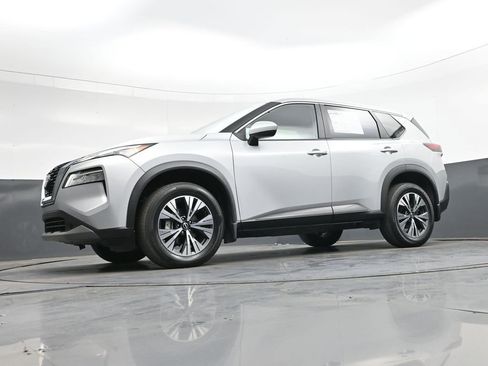 Used 2023 Nissan Rogue SV FWD image 43