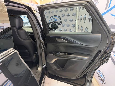 Used 2024 Cadillac Lyriq Sport image 22