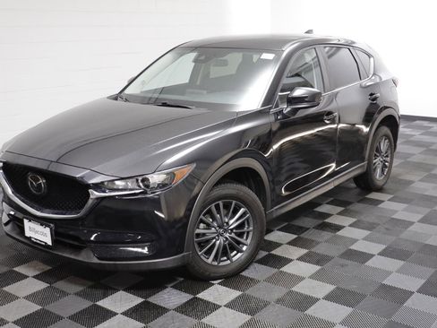 Used 2020 MAZDA CX-5 Touring image 2
