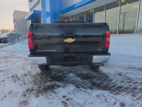 Used 2013 Chevrolet Silverado 1500 W/T w/ LS Package image 4