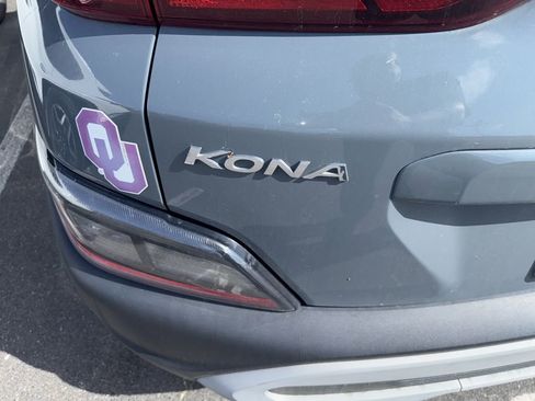 Used 2023 Hyundai Kona SEL w/ Cargo Package image 7