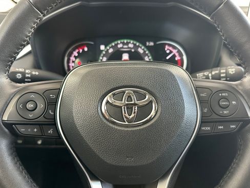 Used 2025 Toyota RAV4 XLE w/ Weather Package FWD image 30