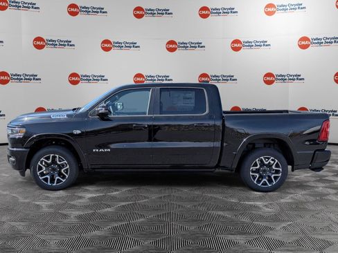 New 2026 RAM 1500 Laramie AWD/4WD image 8