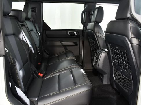New 2026 Ford Bronco Badlands AWD/4WD image 19