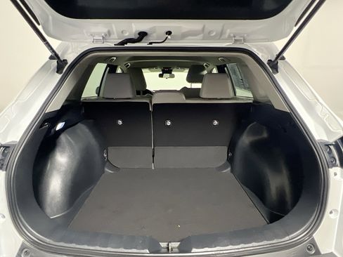 Used 2022 Toyota Corolla Cross LE FWD image 34
