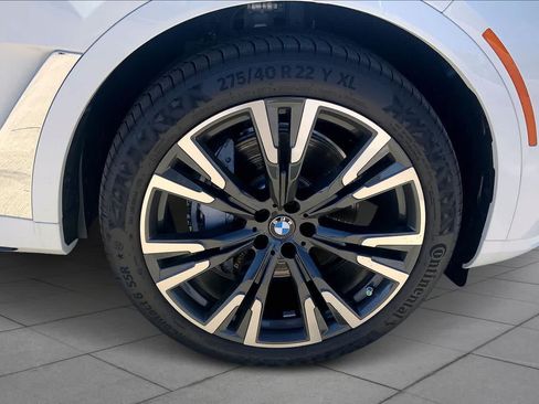 Used 2026 BMW X7 xDrive40i AWD/4WD image 11