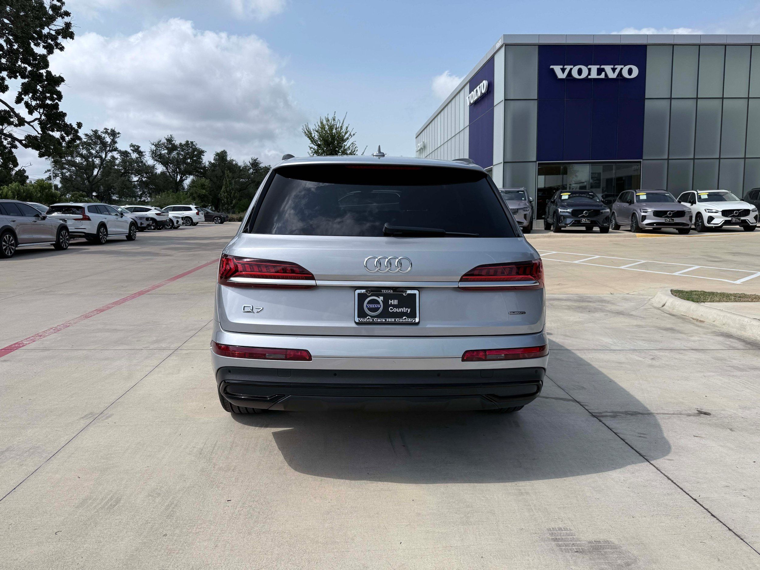 Used 2020 Audi Q7 3.0T Premium Plus w/ Premium Plus Package AWD/4WD image 5