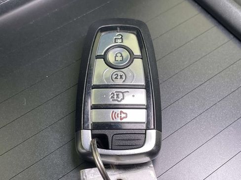 Used 2026 BMW X5 xDrive40i w/ M Sport Package AWD/4WD image 84